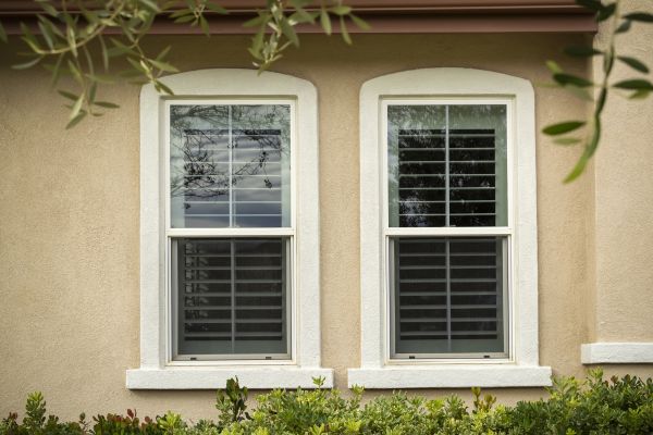 Single Hung Window Replacement in Lynnwood
